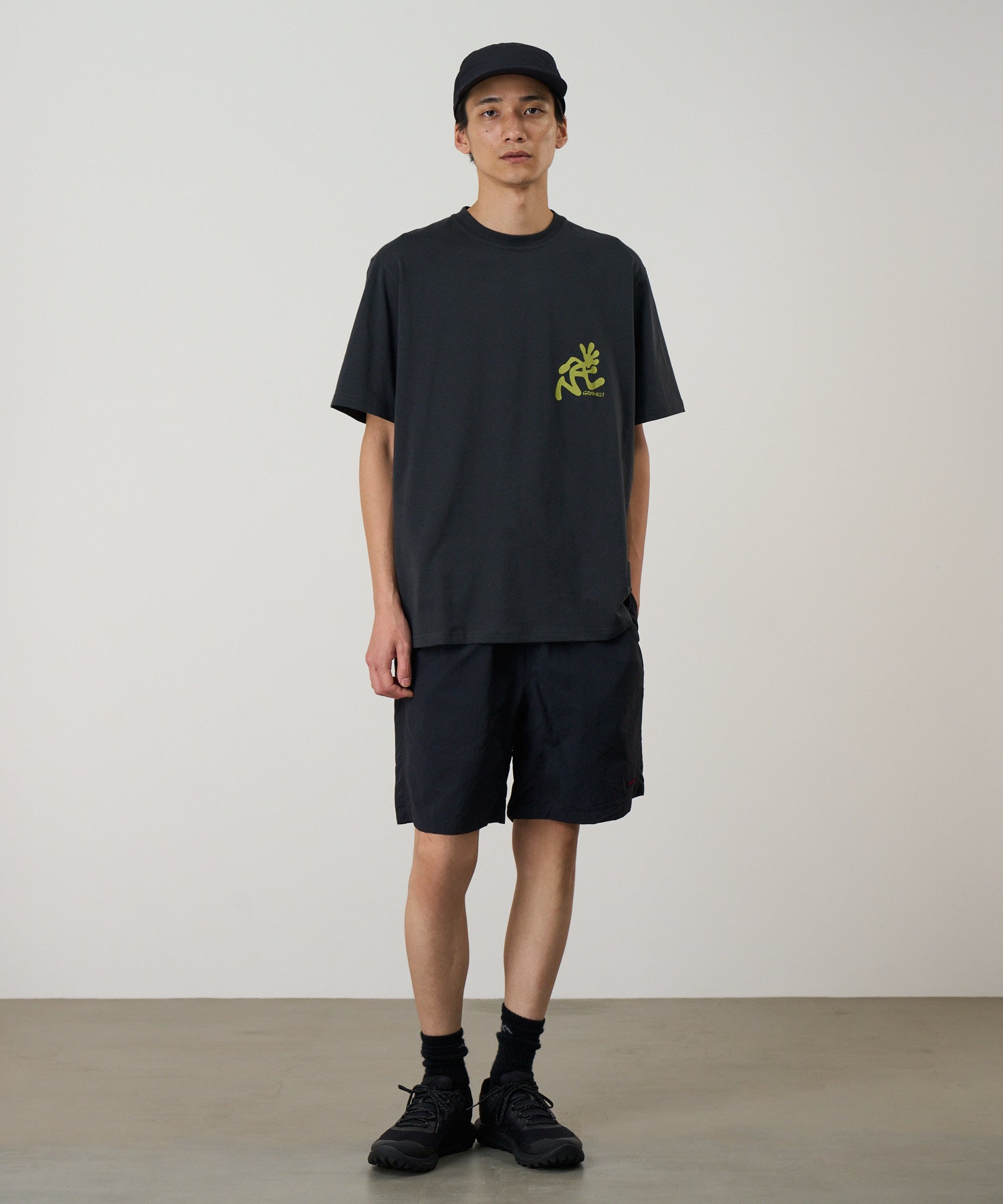 G6SM-P078_BLACK_fitting_M1