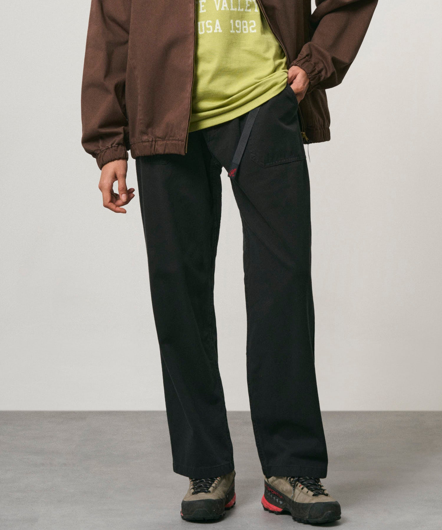 G6SW-P004_BLACK_fitting_W1