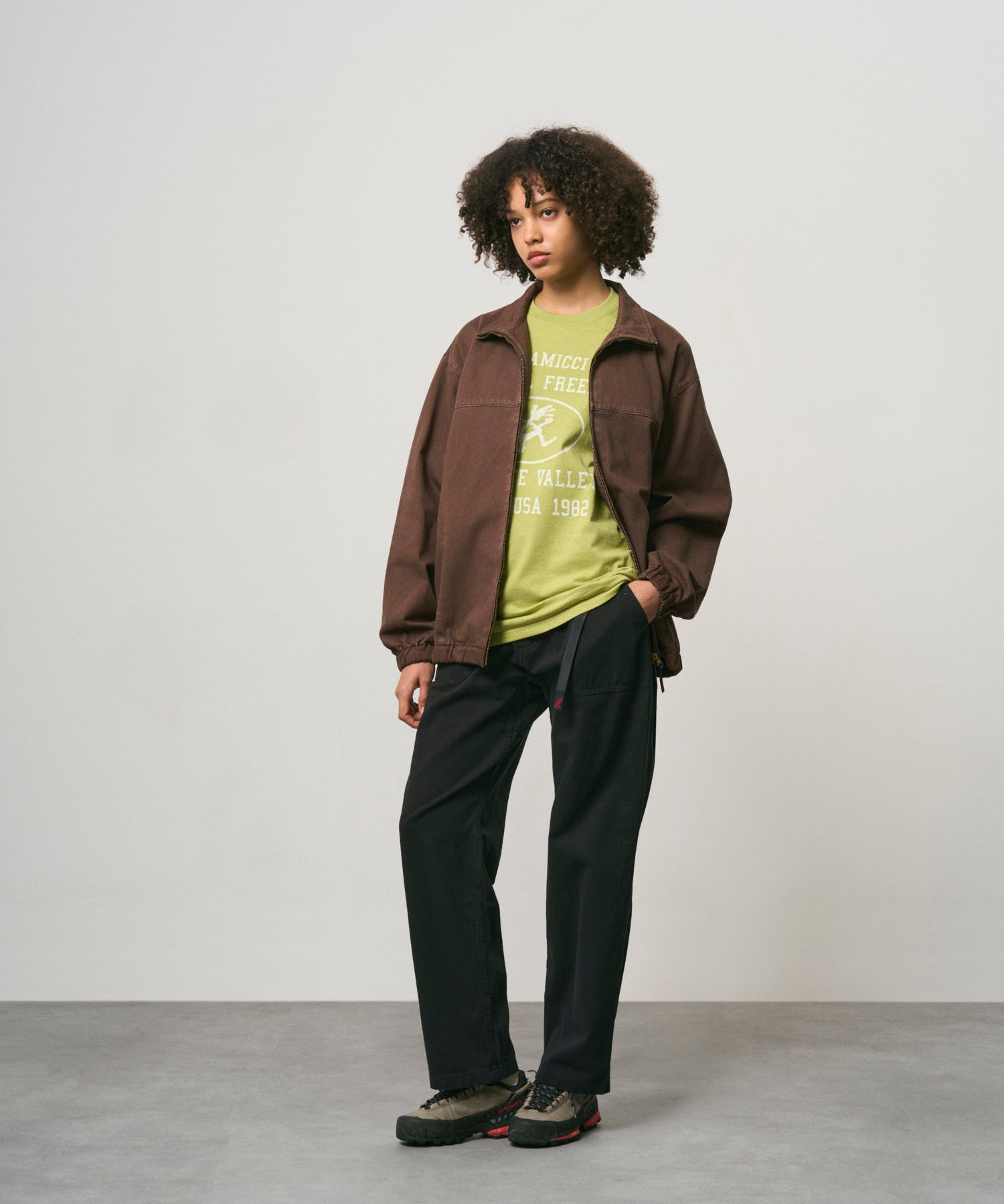G6SW-P004_BLACK_fitting_W2