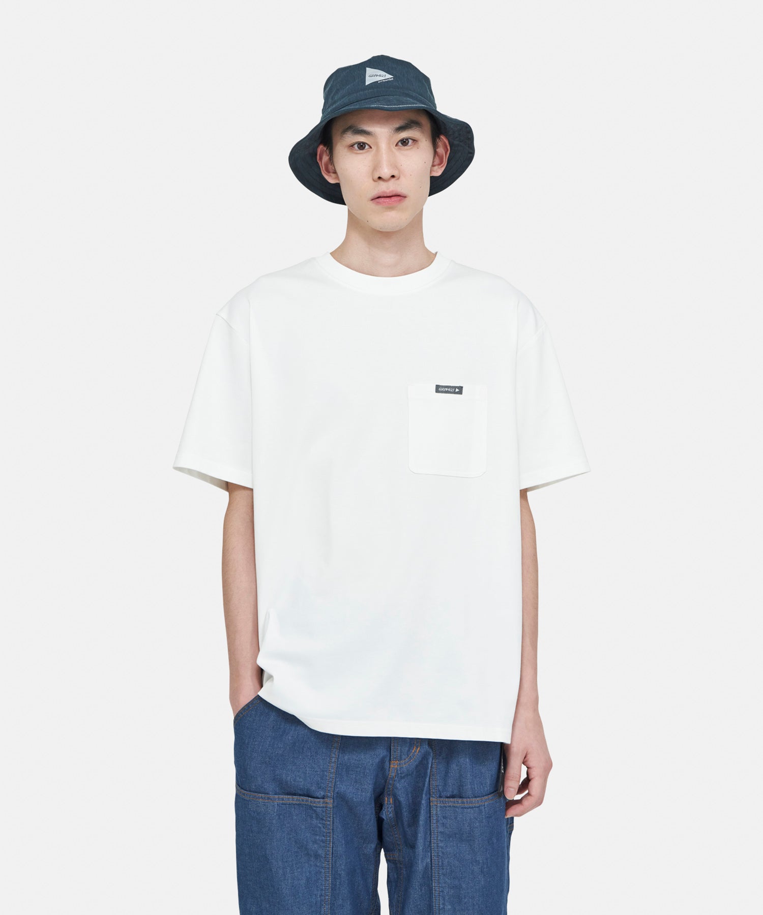 GUT4-S3007_White_m_4